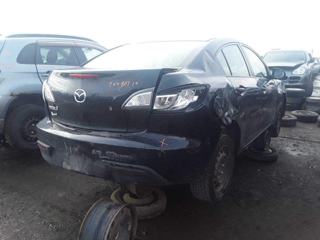 MAZDA MAZDA3 2010