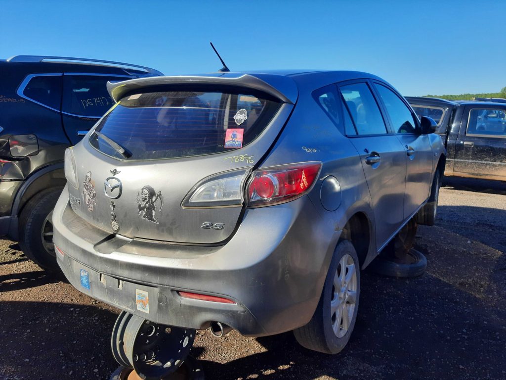 MAZDA MAZDA3 2010