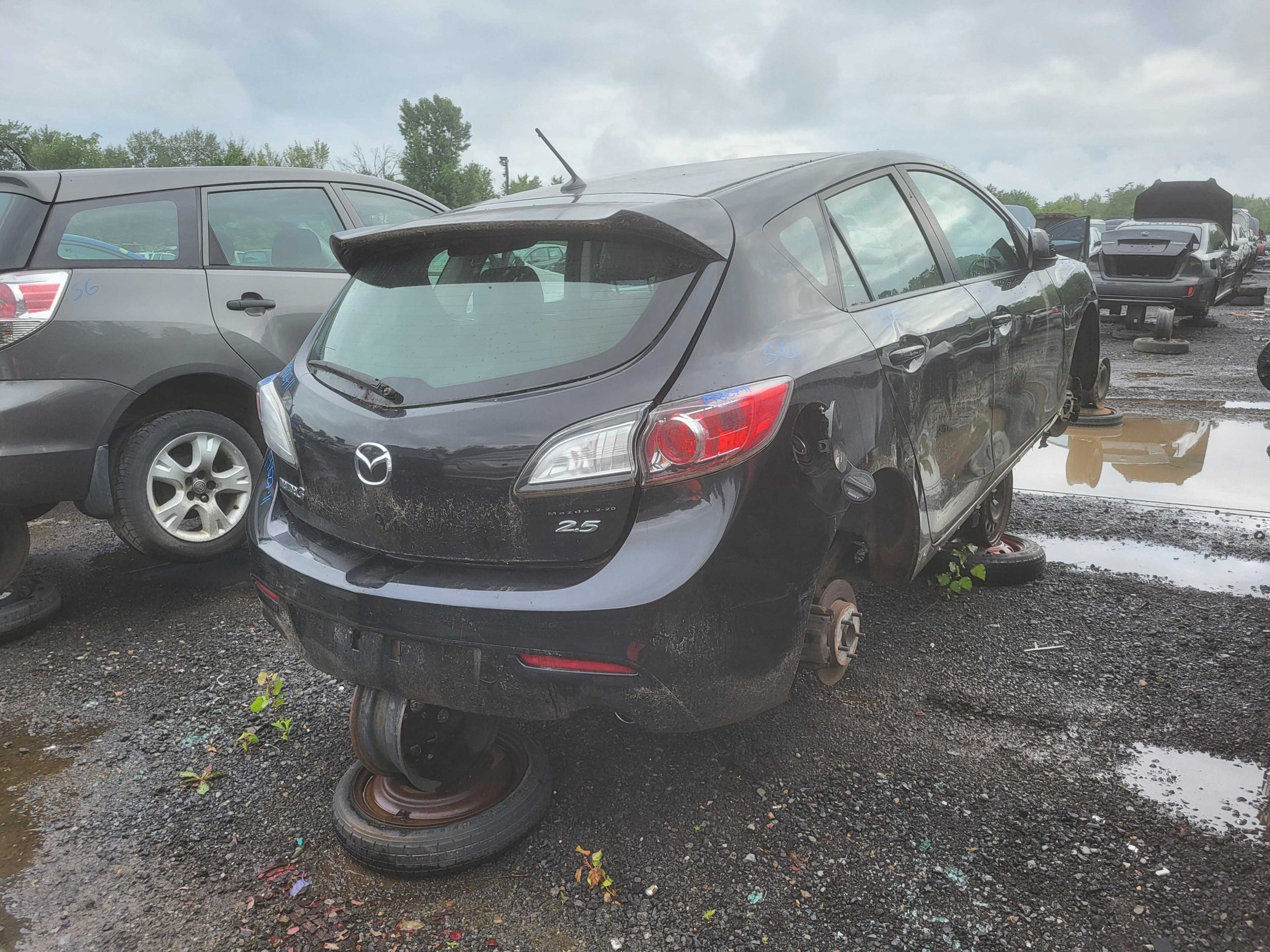 MAZDA MAZDA3 2011