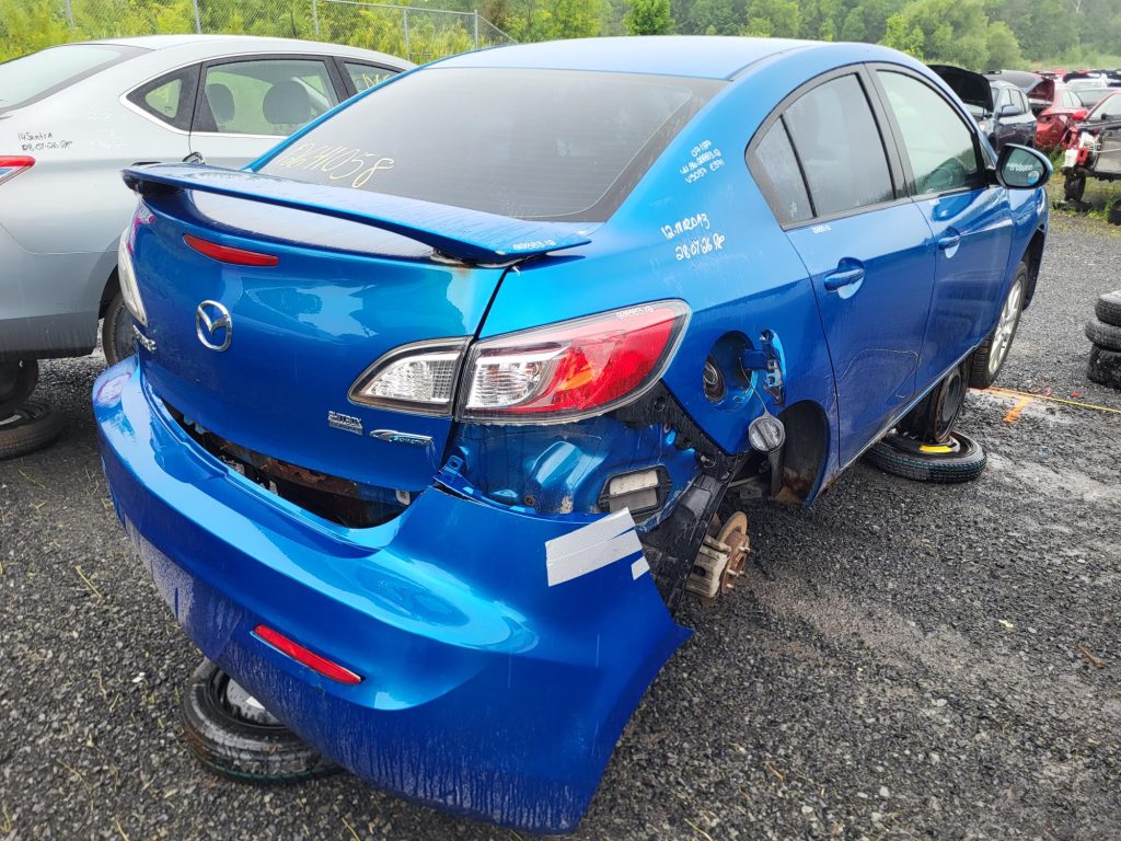 MAZDA MAZDA3 2012