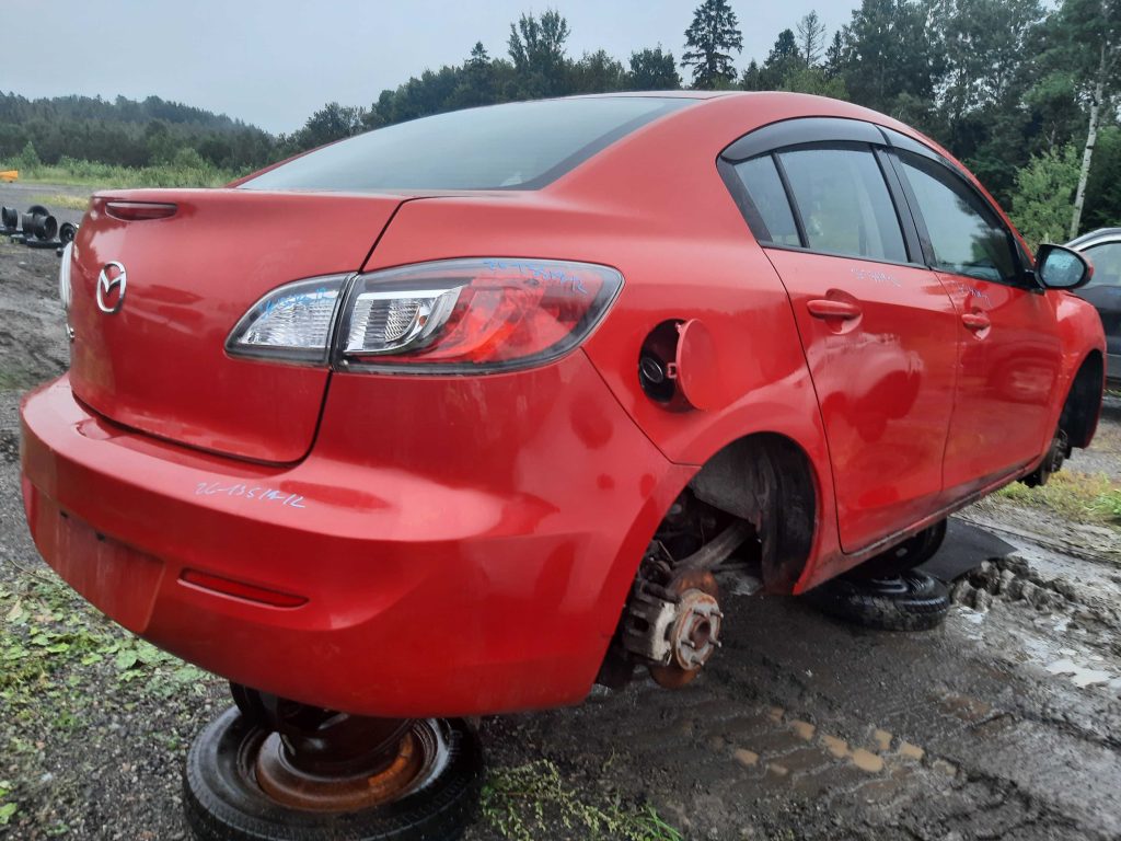 MAZDA MAZDA3 2012
