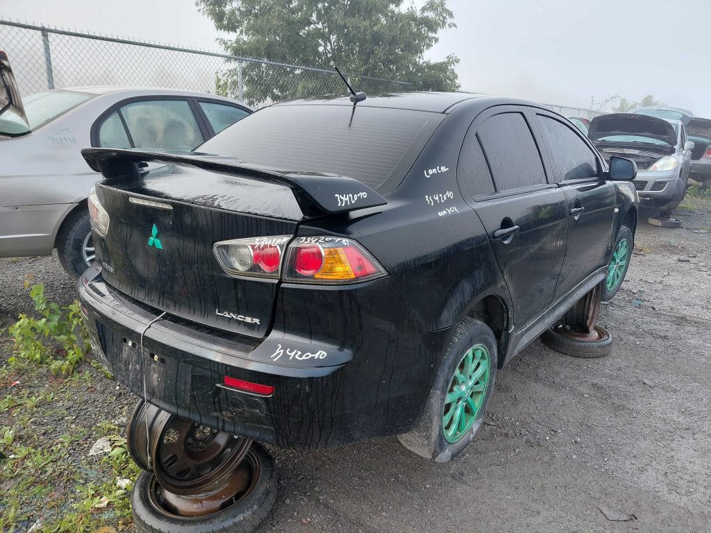 MITSUBISHI LANCER 2010