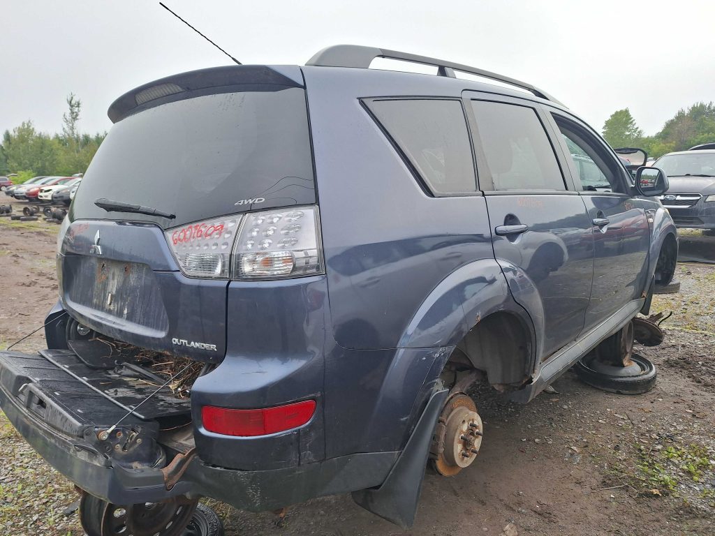 MITSUBISHI OUTLANDER 2009