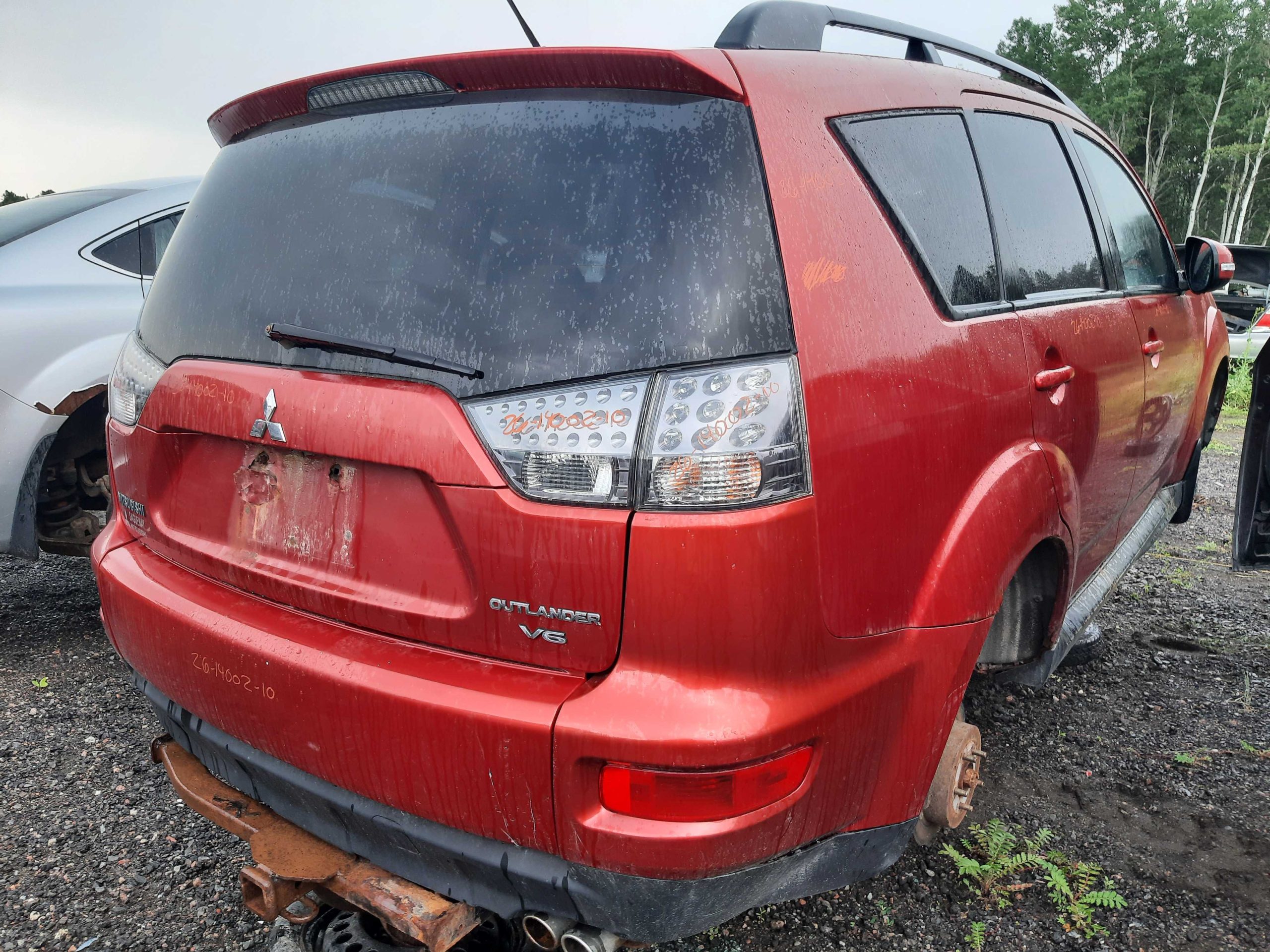 MITSUBISHI OUTLANDER 2010