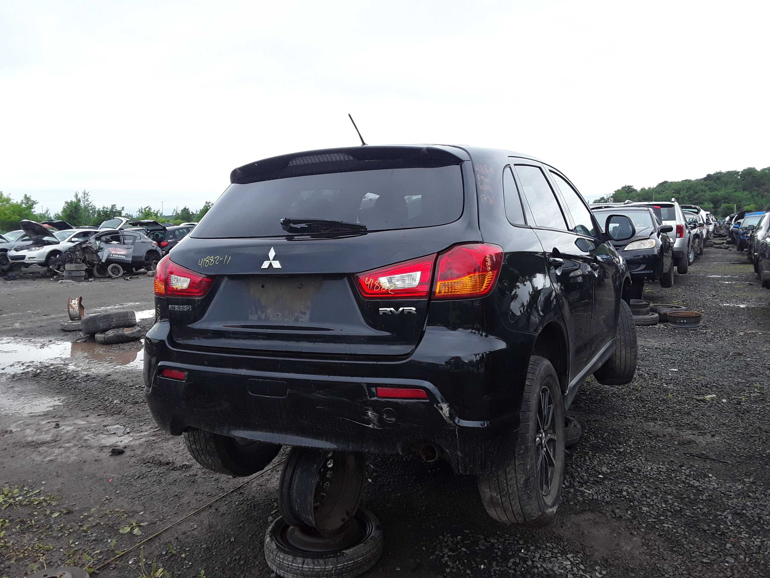 MITSUBISHI RVR 2011