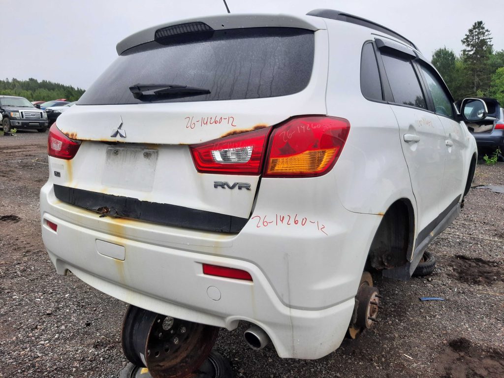 MITSUBISHI RVR 2012