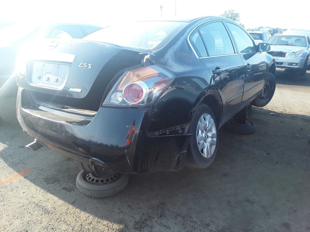 NISSAN ALTIMA 2010