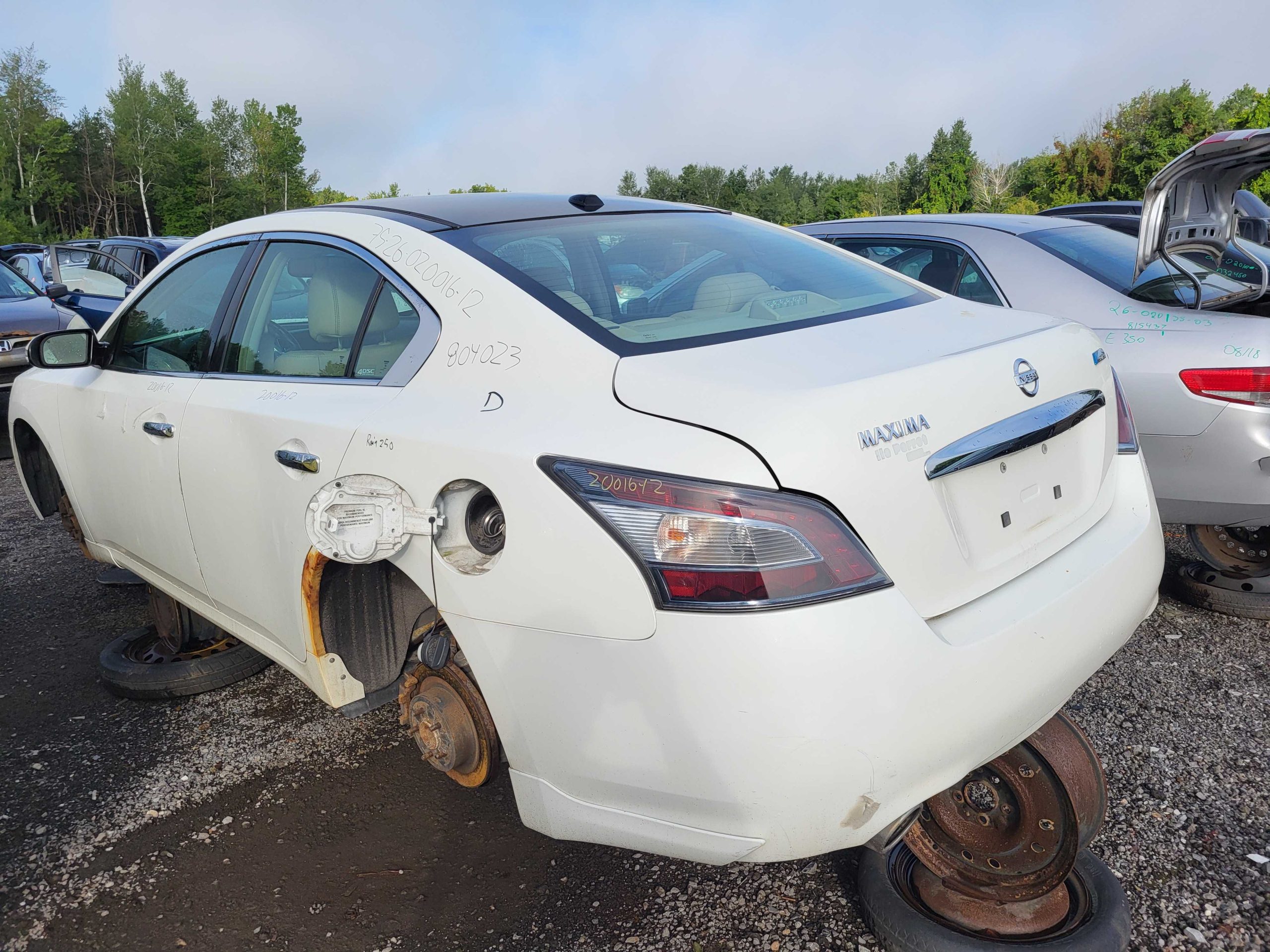 NISSAN MAXIMA 2012