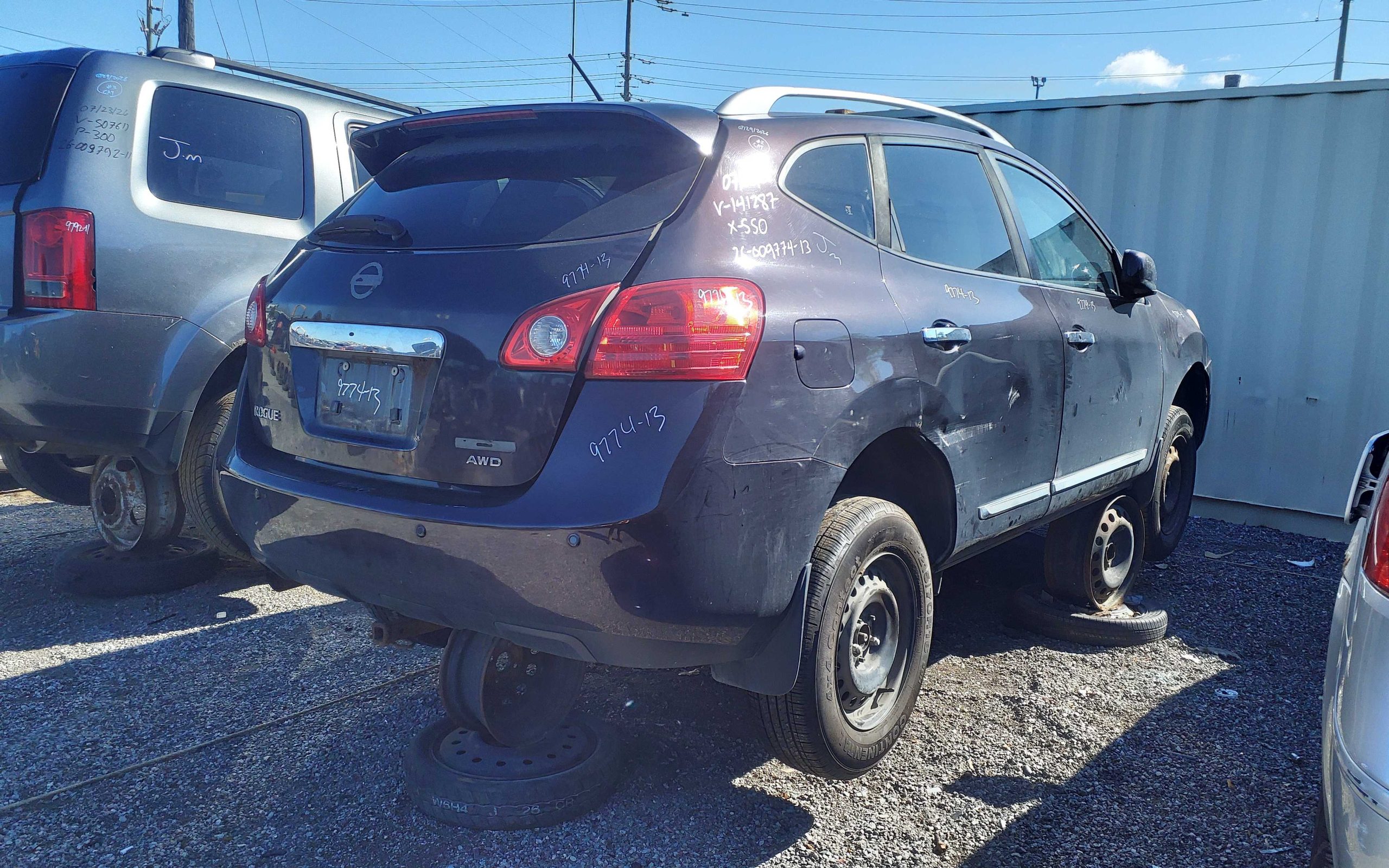 NISSAN ROGUE 2013