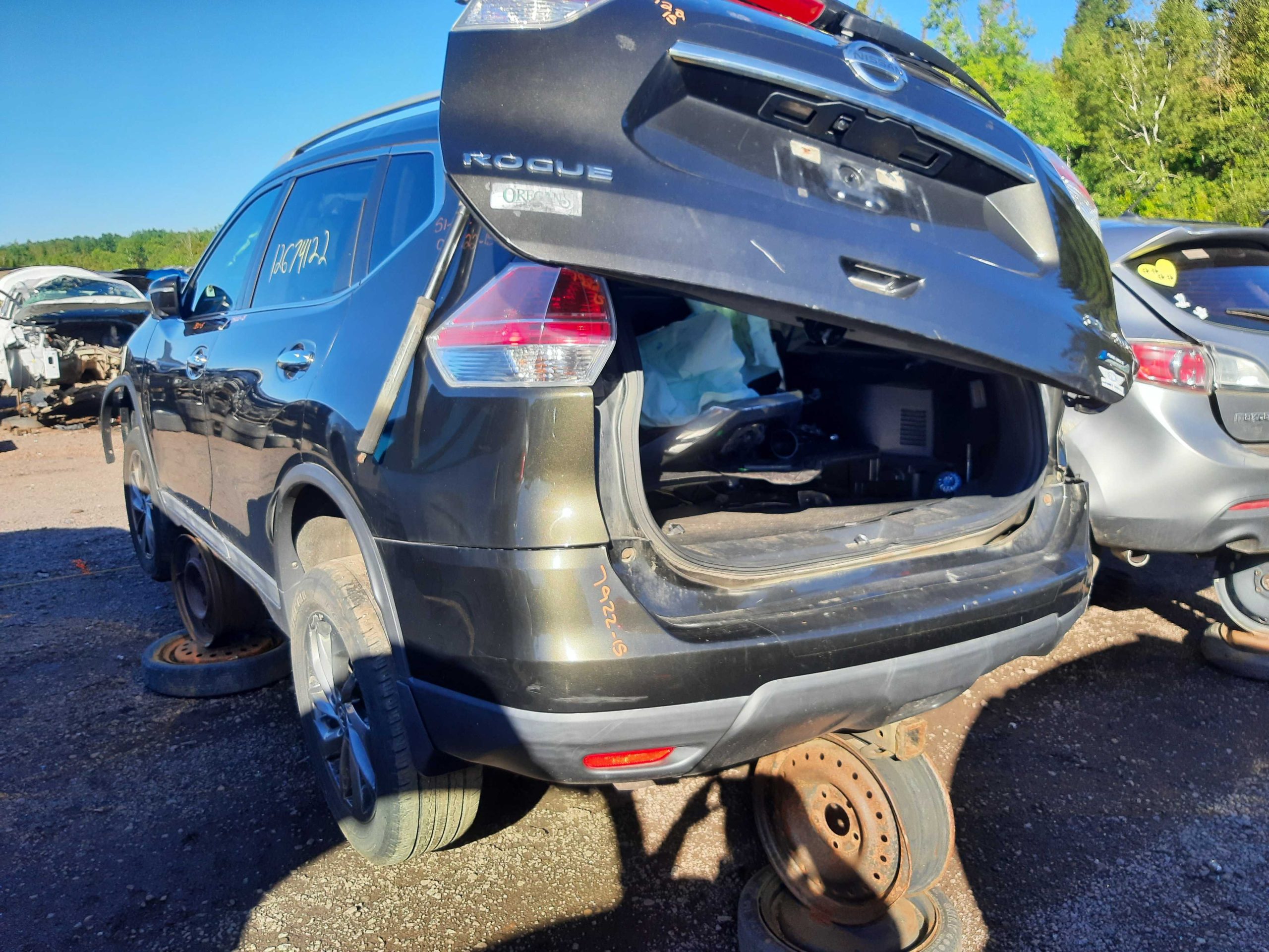 NISSAN ROGUE 2015
