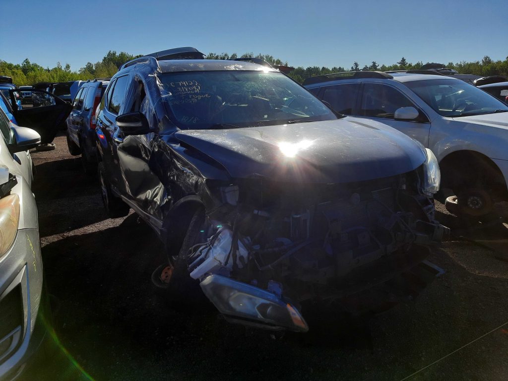 NISSAN ROGUE 2015