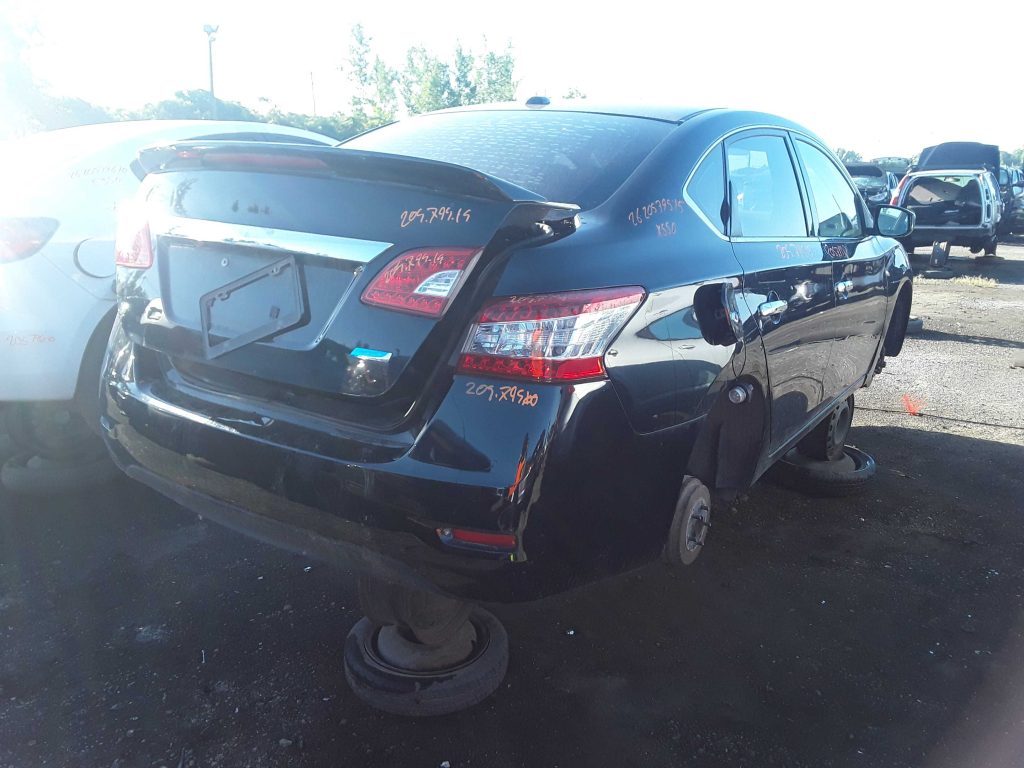NISSAN SENTRA 2015