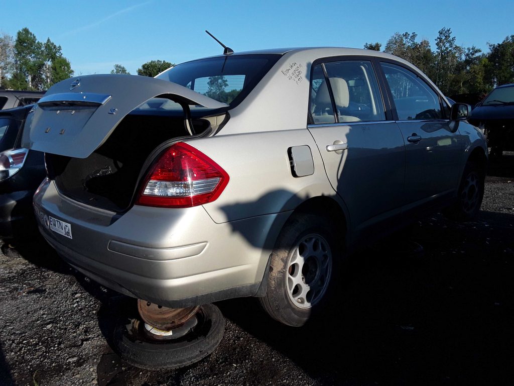 NISSAN VERSA 2007