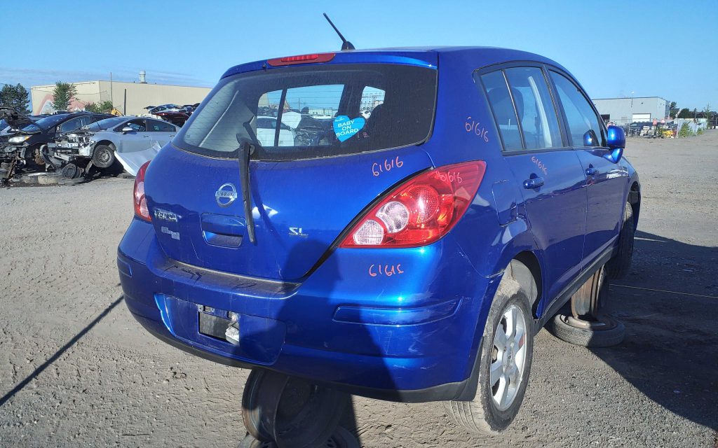 NISSAN VERSA 2009