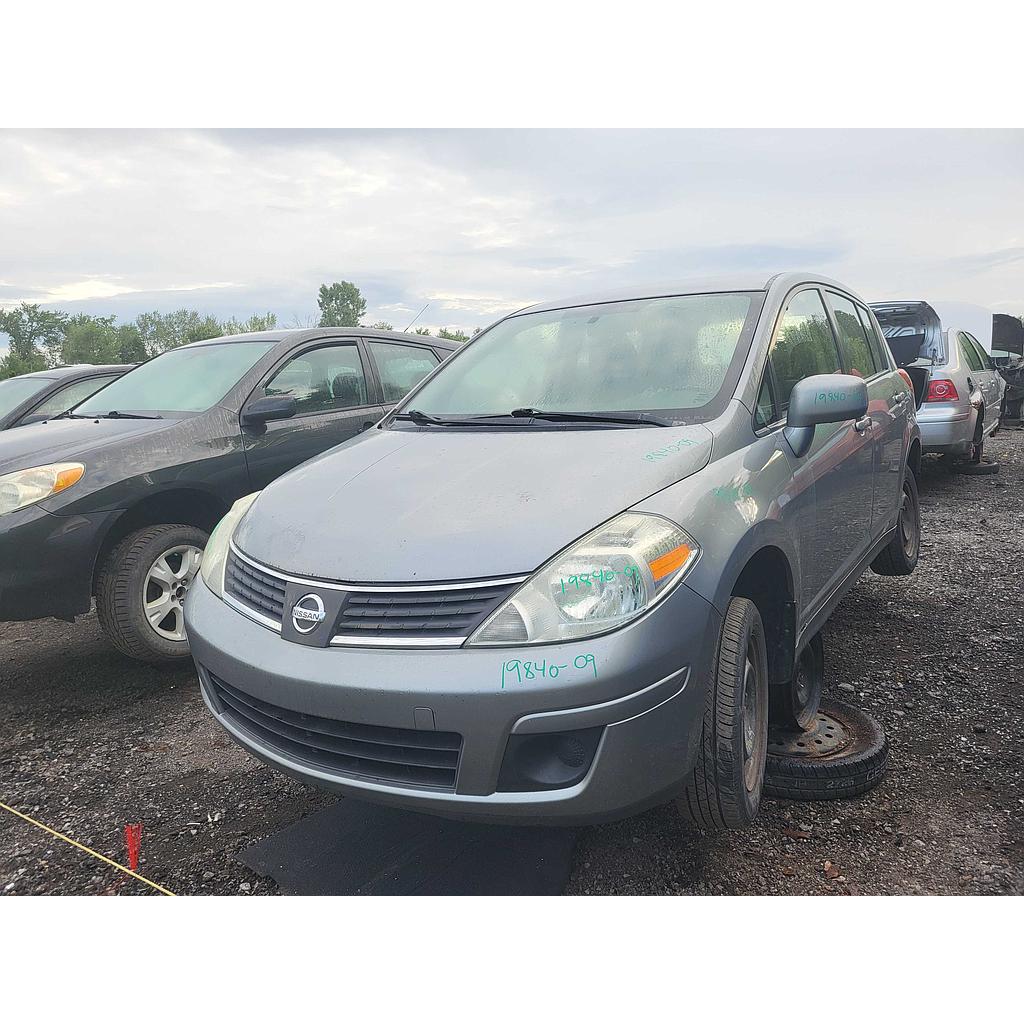 NISSAN VERSA 2009