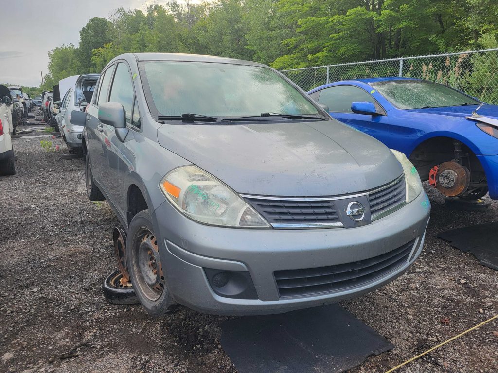 NISSAN VERSA 2009