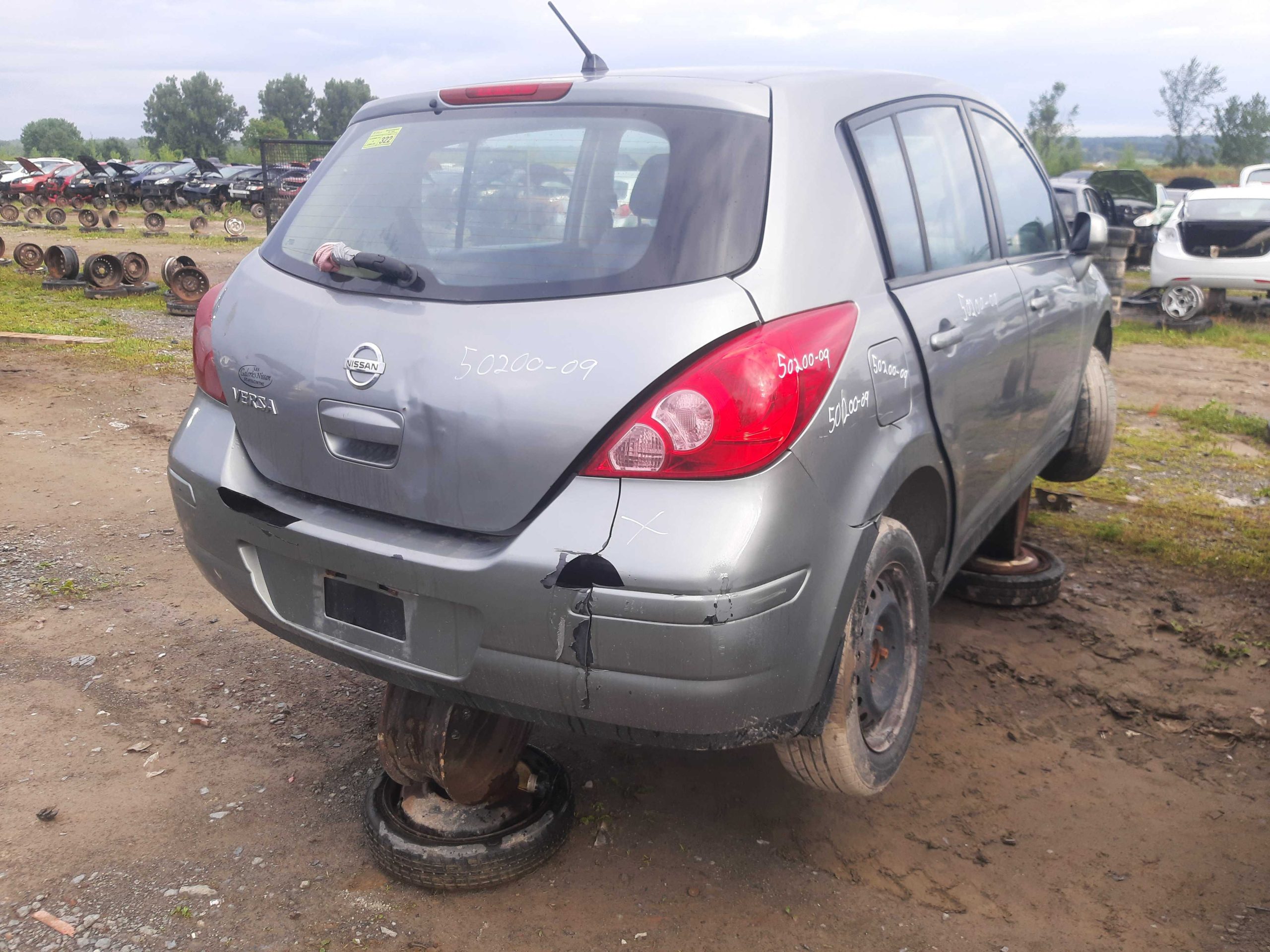 NISSAN VERSA 2009