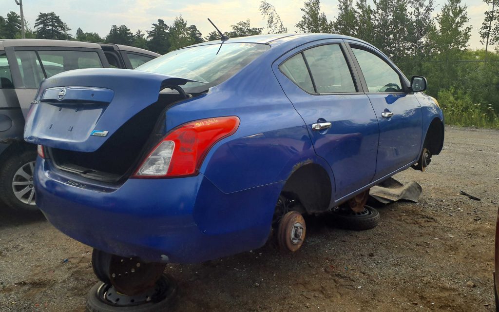 NISSAN VERSA 2012