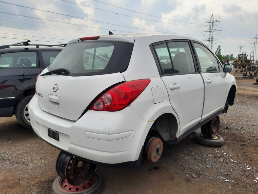 NISSAN VERSA 2012