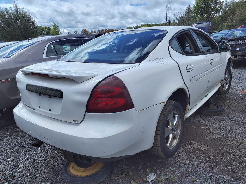 PONTIAC GRAND PRIX 2006