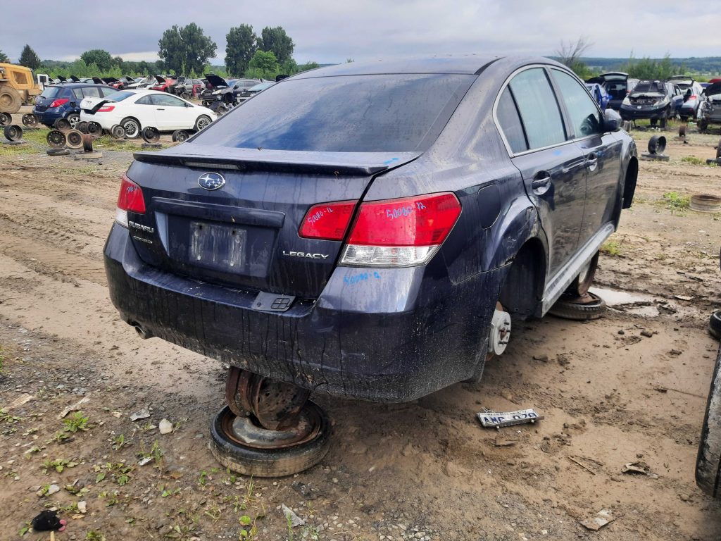 SUBARU LEGACY 2012