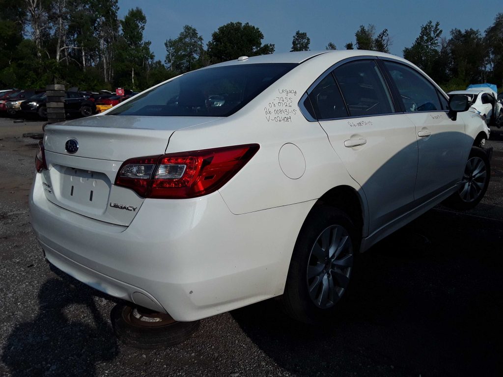 SUBARU LEGACY 2015