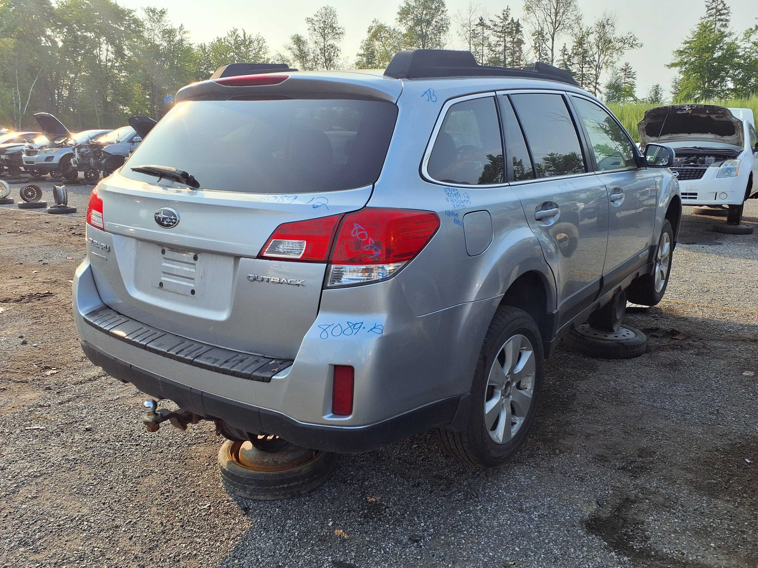 SUBARU OUTBACK 2012