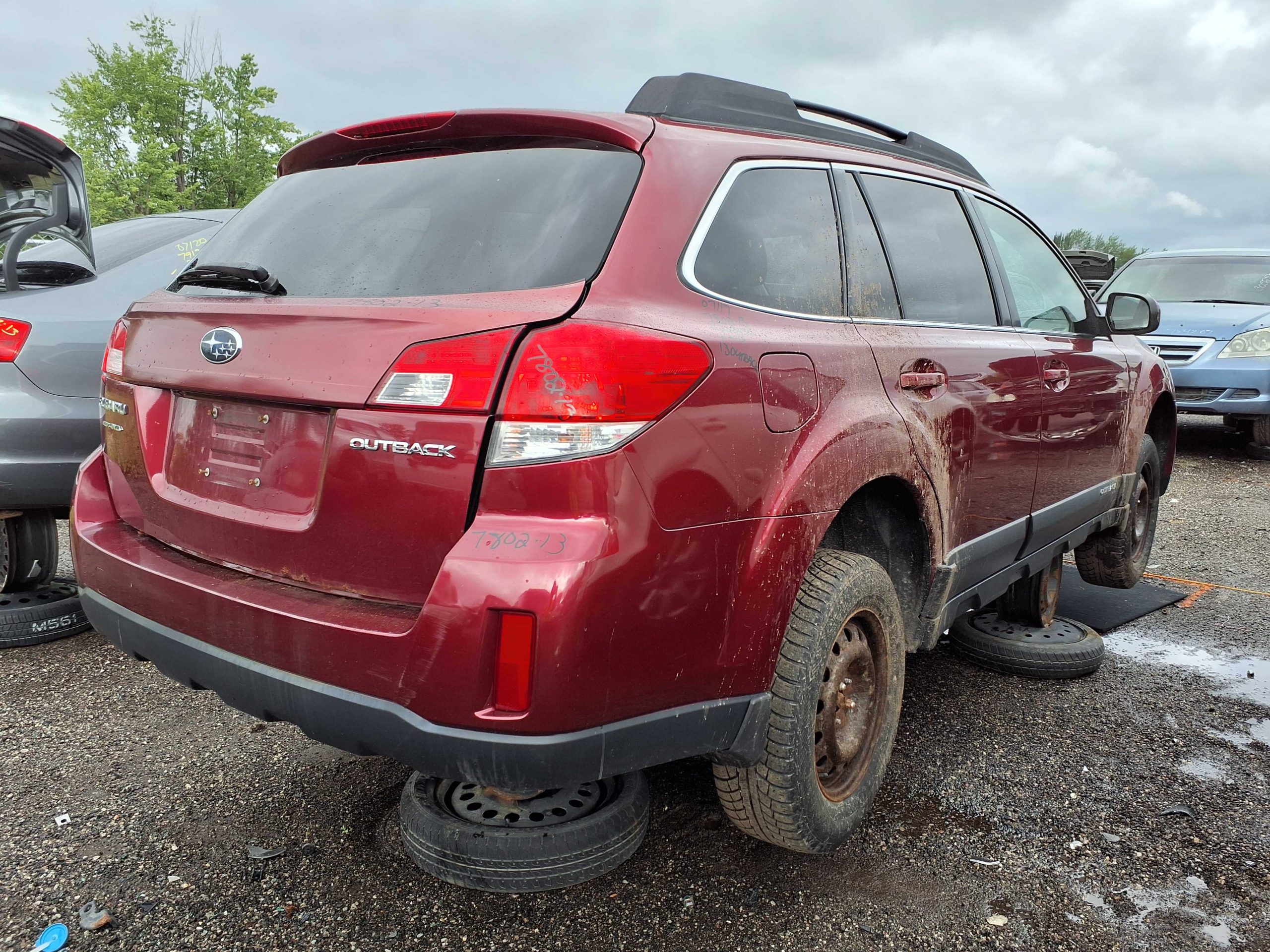 SUBARU OUTBACK 2013