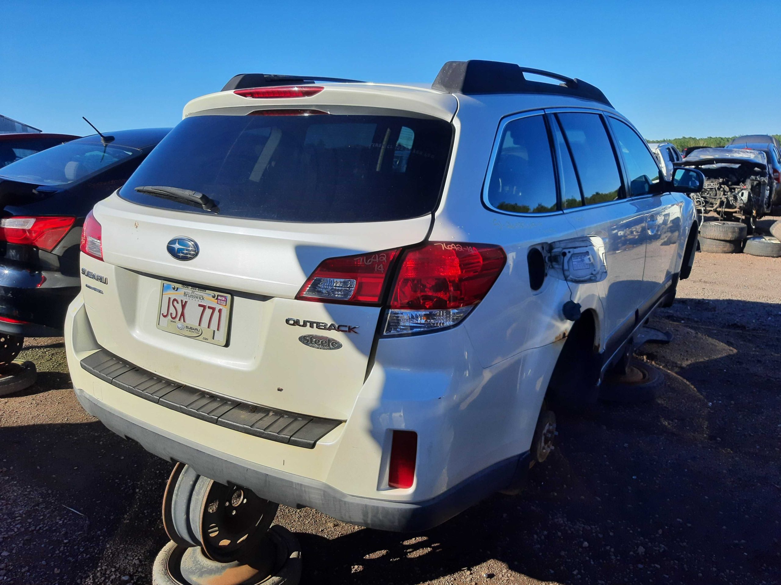 SUBARU OUTBACK 2014