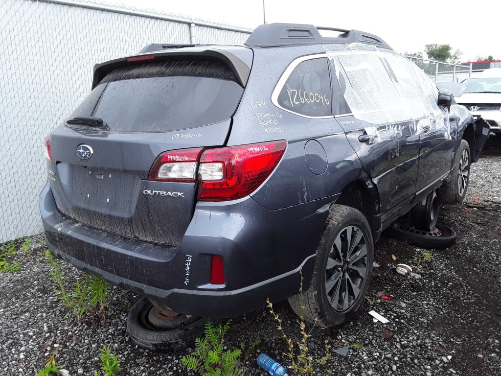SUBARU OUTBACK 2016