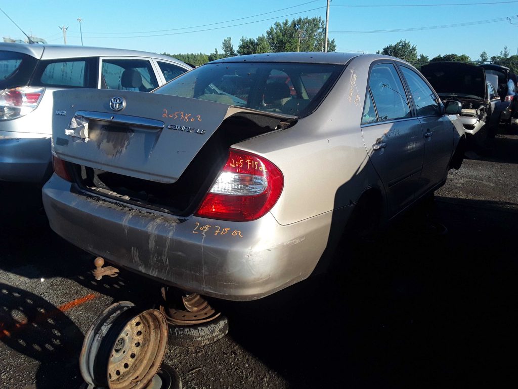 TOYOTA CAMRY 2002