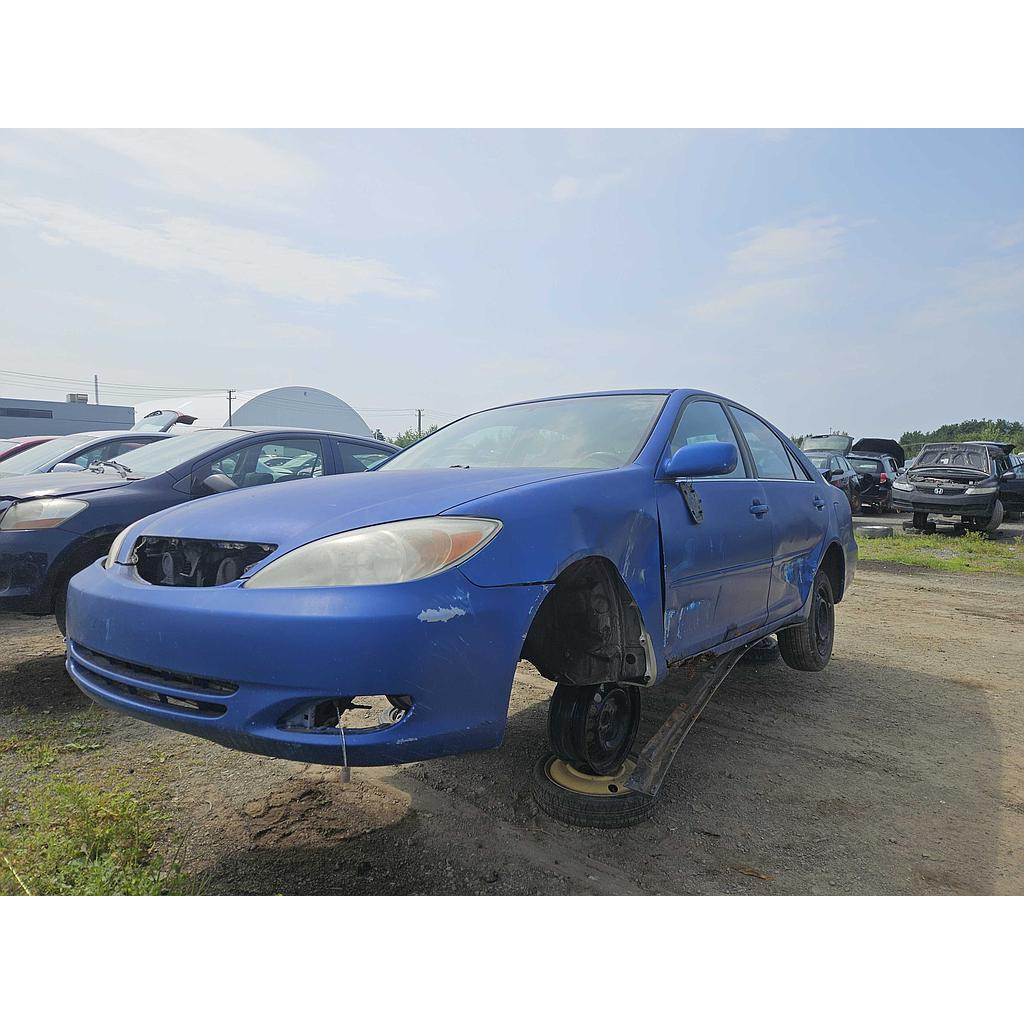 TOYOTA CAMRY 2004