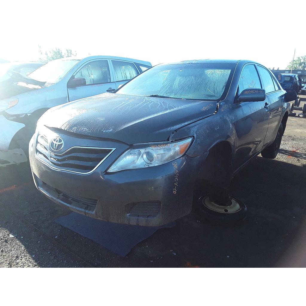 TOYOTA CAMRY 2010