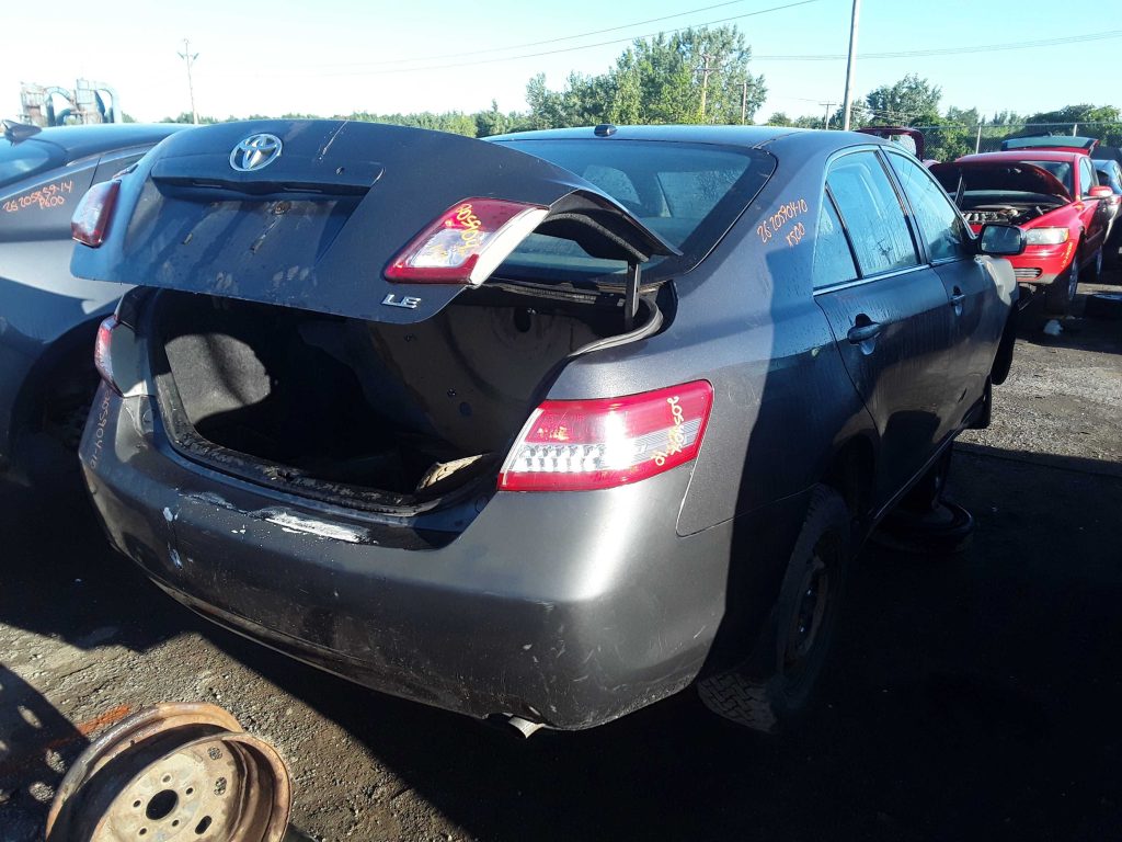 TOYOTA CAMRY 2010