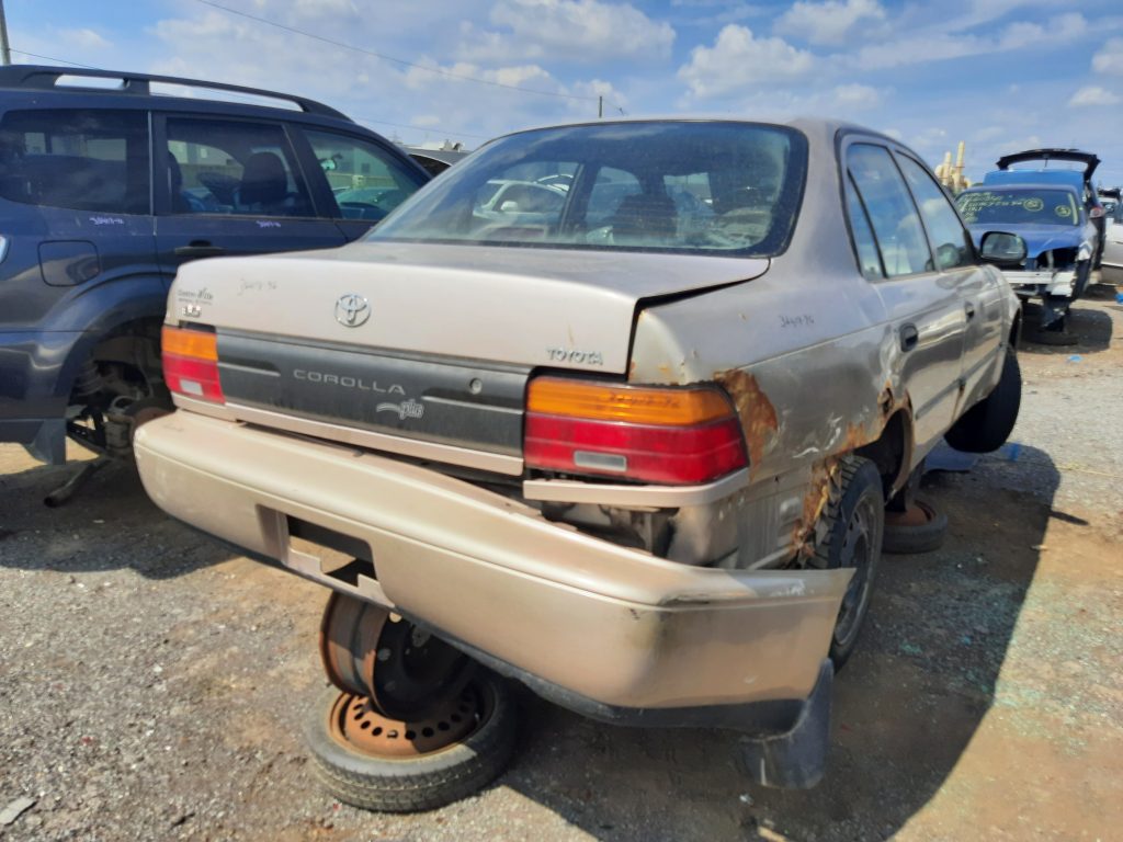 TOYOTA COROLLA 1996