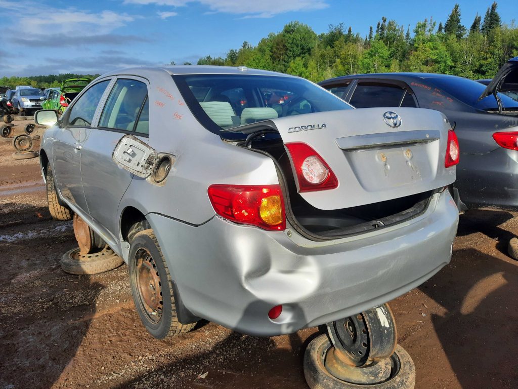 TOYOTA COROLLA 2010