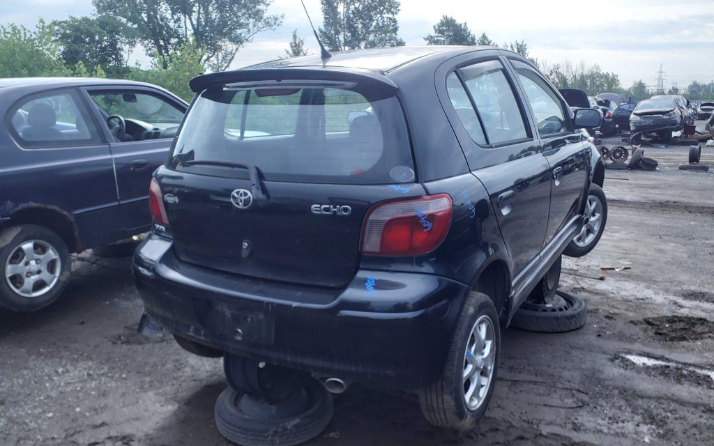 TOYOTA ECHO 2005