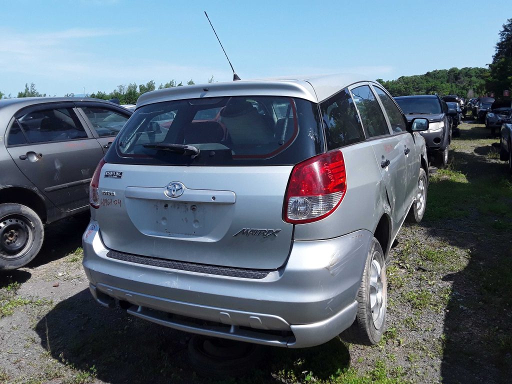 TOYOTA MATRIX 2004