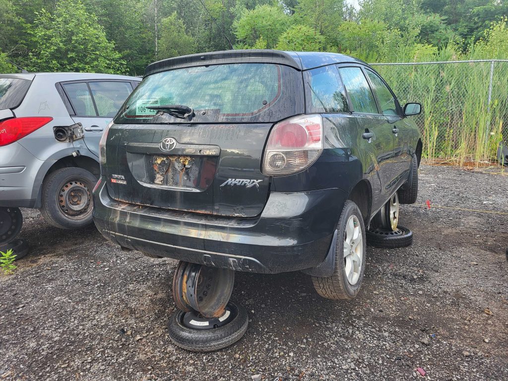 TOYOTA MATRIX 2005