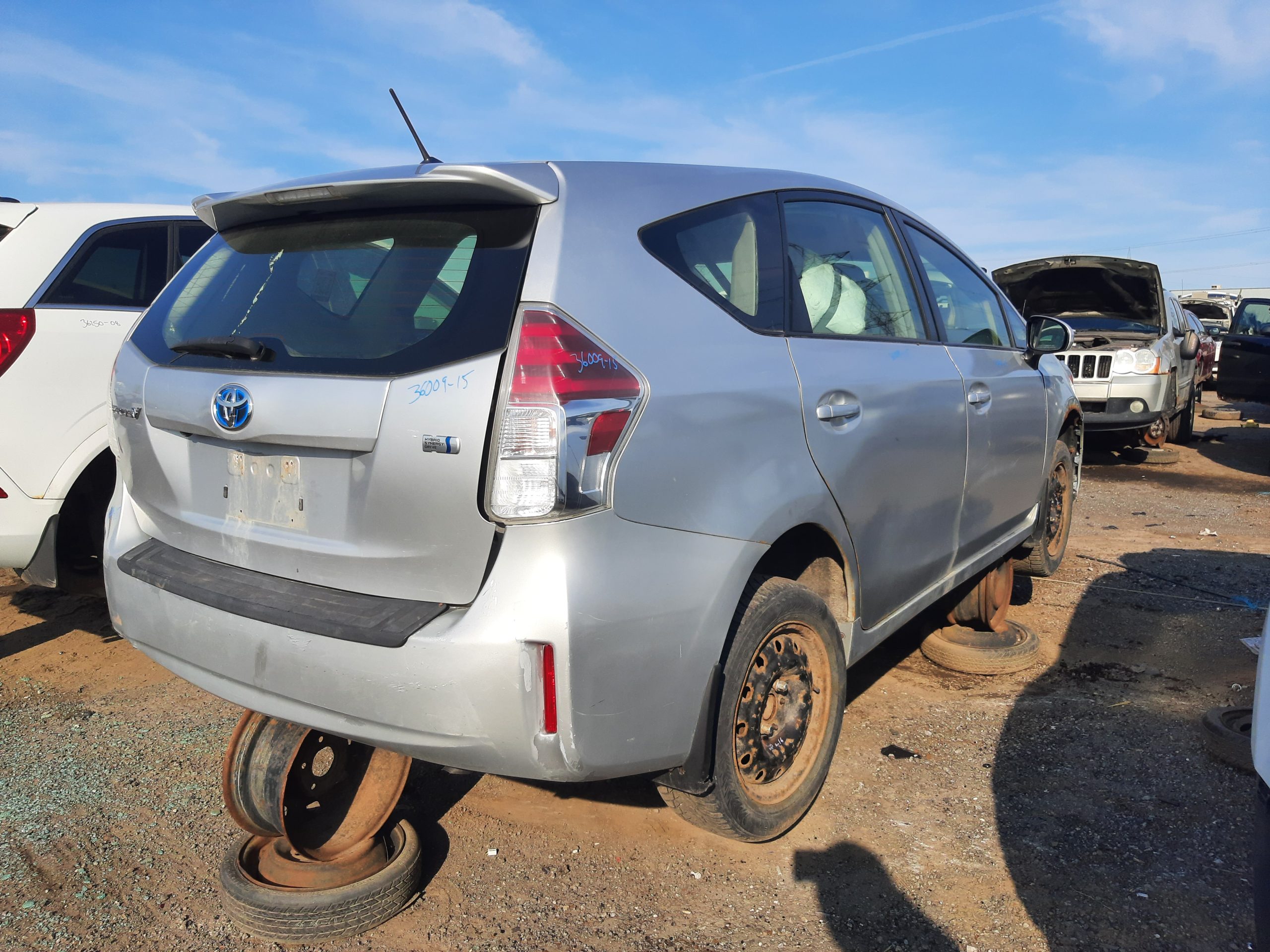 TOYOTA PRIUS 2015
