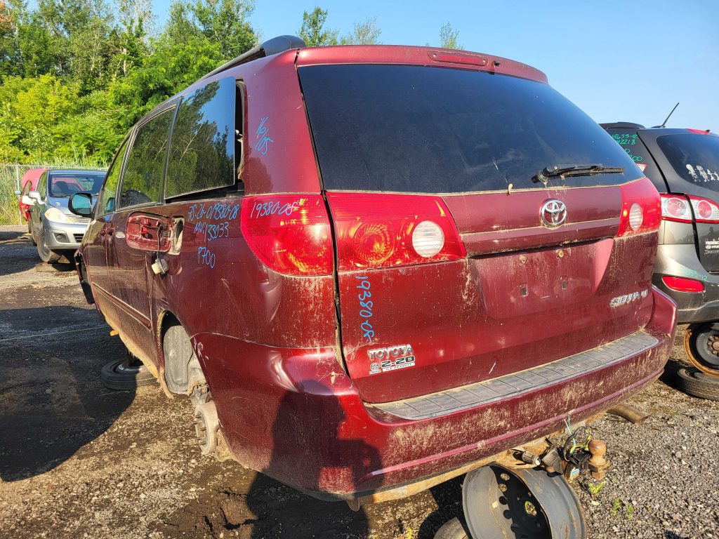 TOYOTA SIENNA 2008
