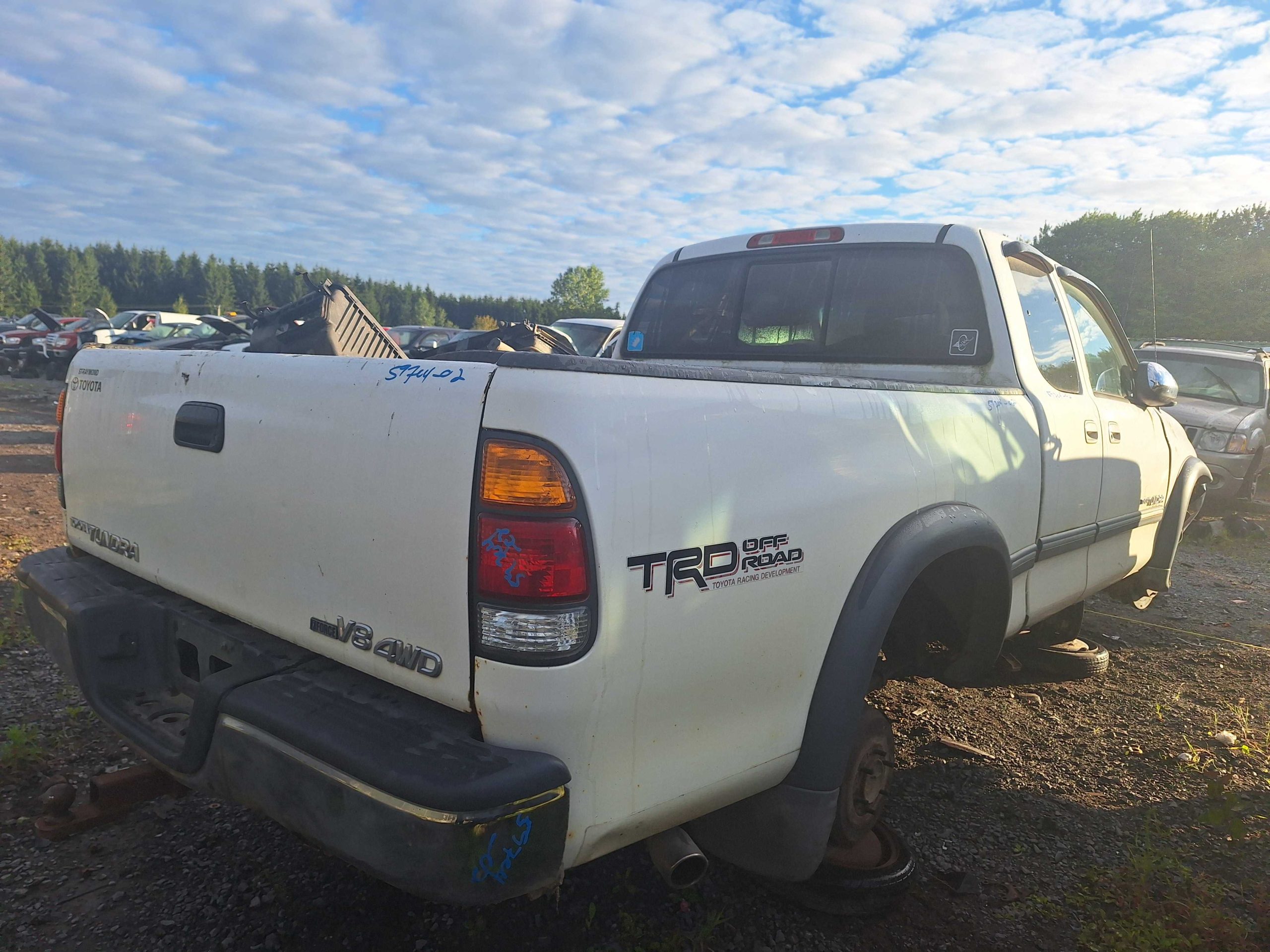 TOYOTA TUNDRA 2002
