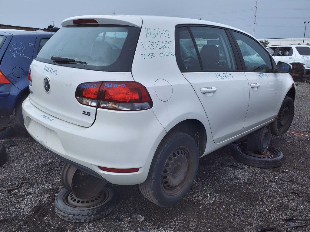 VOLKSWAGEN GOLF 2012