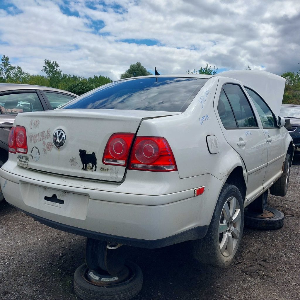 VOLKSWAGEN JETTA 2009