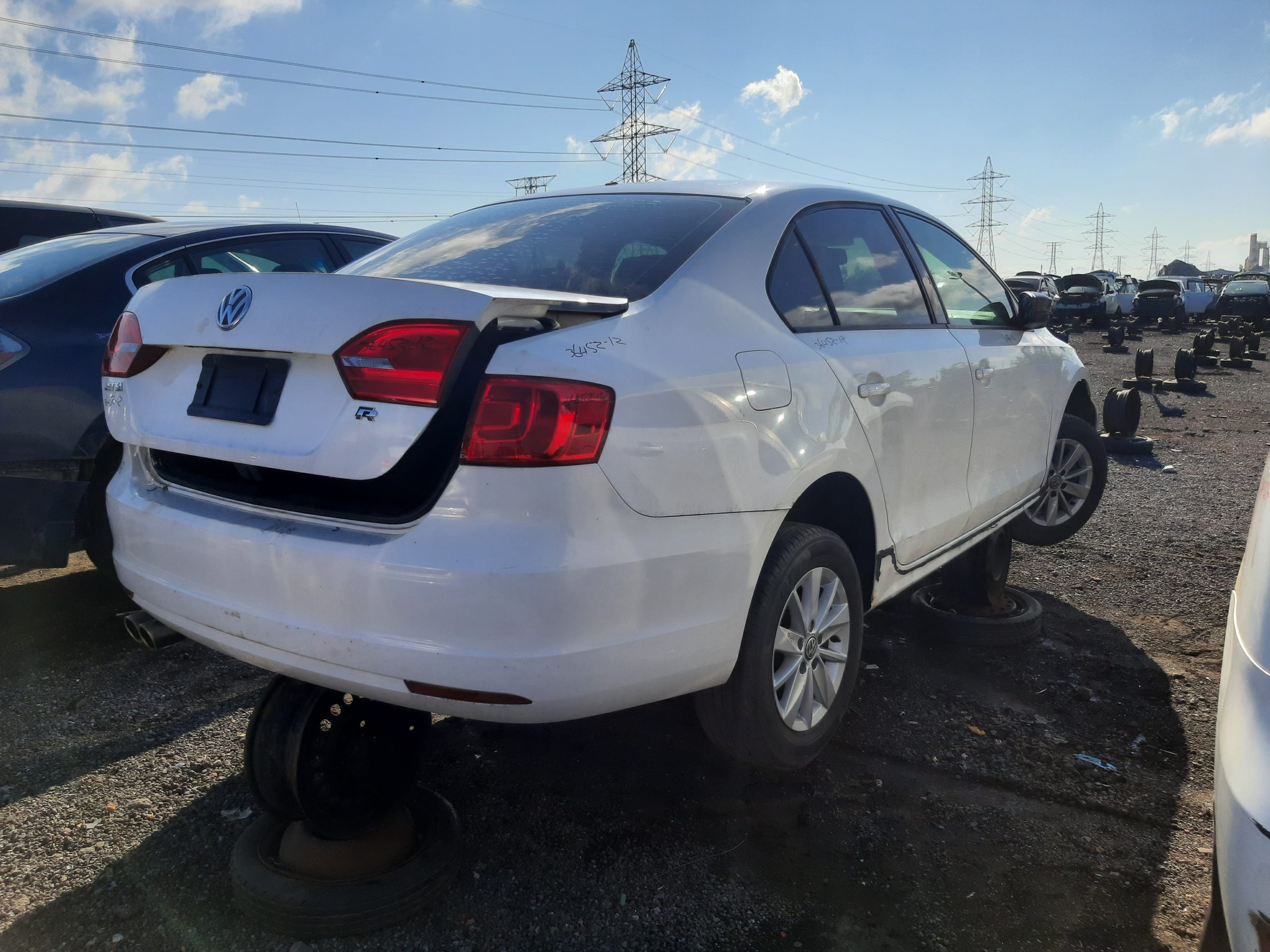 VOLKSWAGEN JETTA 2012