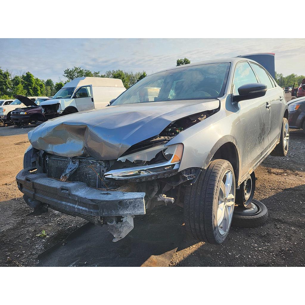 VOLKSWAGEN JETTA 2013