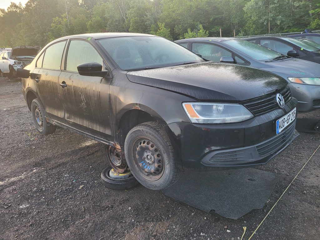 VOLKSWAGEN JETTA 2013