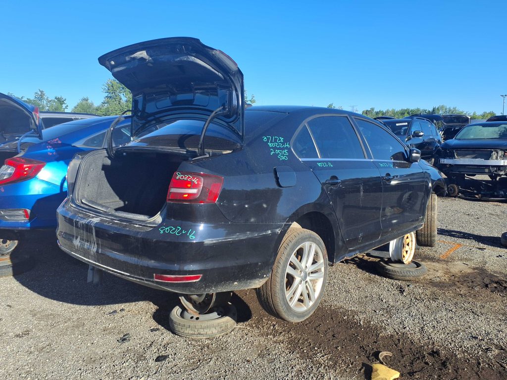 VOLKSWAGEN JETTA 2016