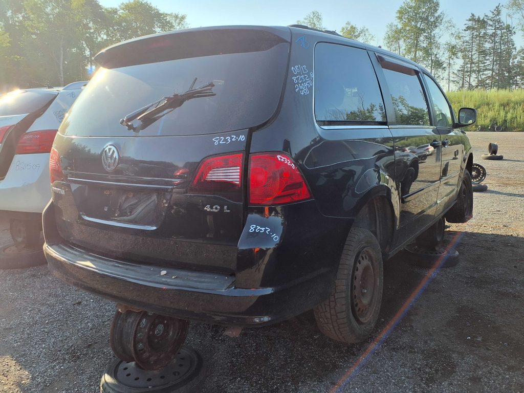 VOLKSWAGEN ROUTAN 2010