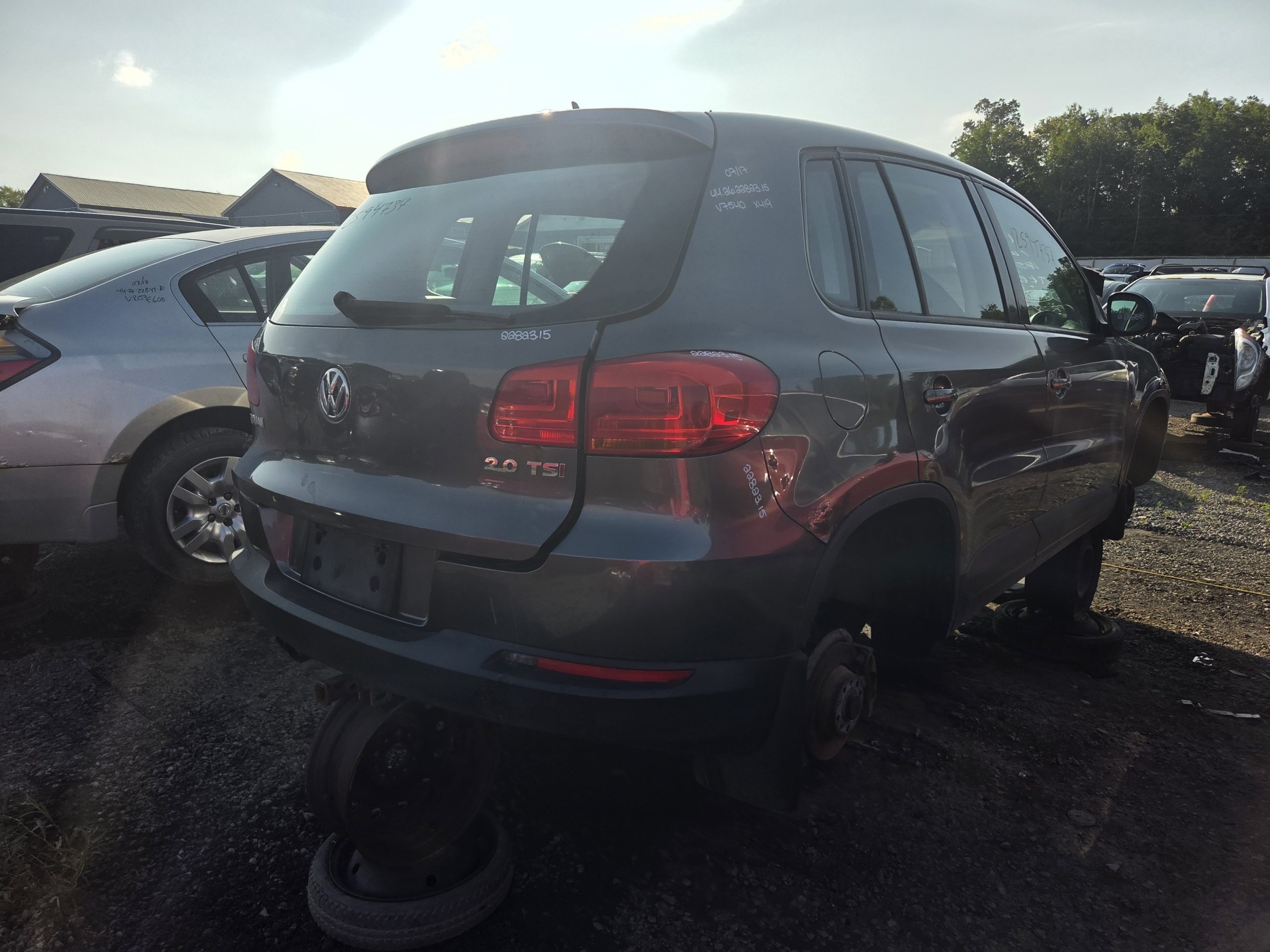 VOLKSWAGEN TIGUAN 2015